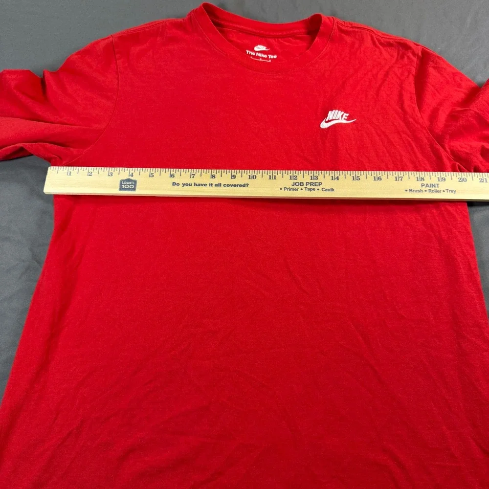 Nike The Nike Tee Mens Medium Red Long Sleeve Embroidered Futura Logo T-Shirt